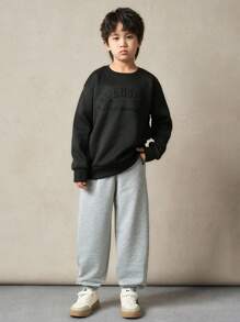 青少年男孩休闲舒适松紧腰宽松直筒纯色运动裤，适合学校、花园、海滩、生日、春季、夏季