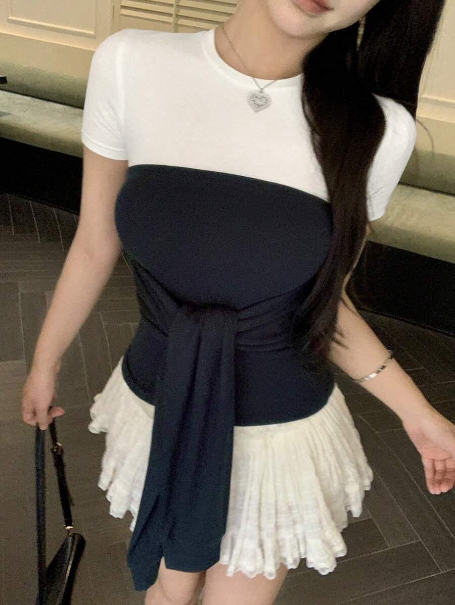 DAZY 女式夏季设计撞色拼接二合一系带短袖修身T恤,适合休闲街头穿着 - 彩色 - 查看 1