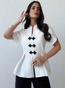 Firerie 女式白色中式立领纽扣花瓣袖喇叭下摆衬衫上衣，适合春夏季、通勤、优雅、办公室、母亲节穿着 - 白色 - 查看 6