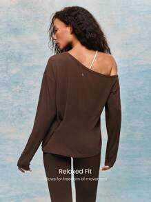 GLOWMODE TENCEL™ 莫代尔 Drift Off 轻盈丝滑不对称露肩长袖运动上衣低冲击瑜伽普拉提健身房工作室日常休闲装