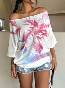 女式超大花朵露肩落肩T恤，全身图案印花，夏季