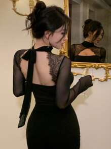 DAZY 蕾丝和网眼撞色镂空短款 T 恤，适合派对、返校季外出上衣 夏季 - 黑色 - 查看 5