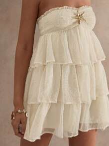 Glamine 女士夏季纯色露肩海星装饰蛋糕短裙、夏季、女士连衣裙、女士度假装、褶边连衣裙、飘逸短裙、爱与柠檬水连衣裙、层叠荷叶边连衣裙、奶油色连衣裙、女士白色连衣裙 - 杏色 - 查看 2