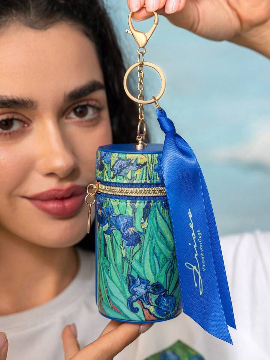 SHEIN Touch of Art 1个PU皮革艺术鸢尾花图案印花圆筒零钱包，可装硬币、钥匙、口红和其他个人物品，配有龙虾扣，可挂在包包、衣服等处，适合女性、学生、梵高、艺术、优雅、夏季服装、春季服装、海滩、度假、花卉、包包挂饰。 - 彩色 - 查看 1