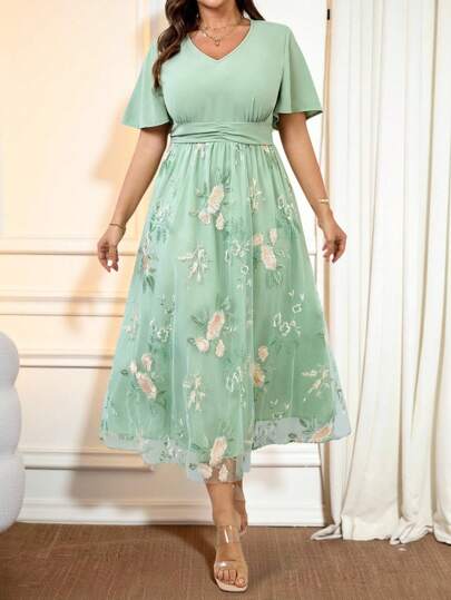 Cravure Plus Size Green Ditsy Floral Dress, Fashionable For Summer