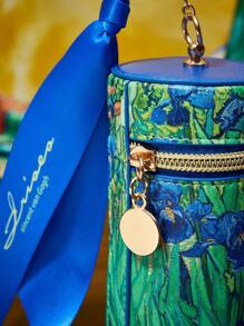 SHEIN Touch of Art 1个PU皮革艺术鸢尾花图案印花圆筒零钱包，可装硬币、钥匙、口红和其他个人物品，配有龙虾扣，可挂在包包、衣服等处，适合女性、学生、梵高、艺术、优雅、夏季服装、春季服装、海滩、度假、花卉、包包挂饰。 - 彩色 - 查看 4