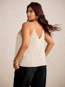 Elaquor Blusa de tirantes con bordado floral y calado para mujer de talla grande, para el verano