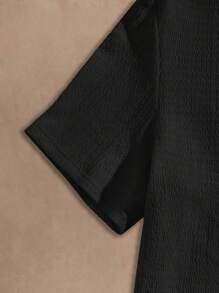 HIMLAND Nam màu trơn Textured Đan Giải trí Ngắn tay Áo thun Và Bộ quần short - màu đen - Xem 4