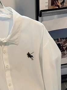 新款时尚宽松休闲马刺绣长袖男士衬衫，秋季