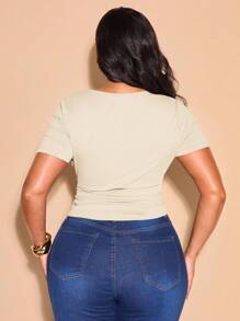 SHEIN BAE 大码春夏高街灰色方领收褶弹力针织紧身短袖T恤，优雅百搭通勤上衣，女教师款 - 杏色 - 查看 7