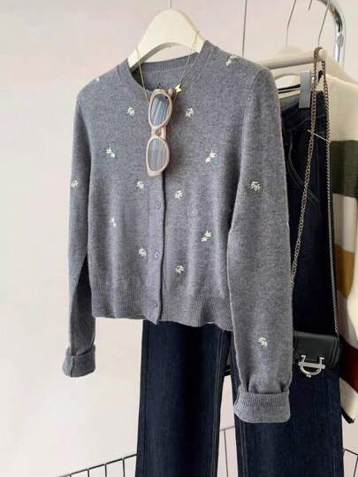 SHEIN Plus Size Retro 2025 Embroidered Elegant Unique Top With High-End Feel Fall Winter Cloth For Women Autumn