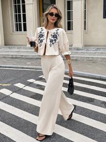 Serisse 2pcs Women Floral Embroidery Twist Front Top And Pants Set Summer Casual - Apricot - View 1