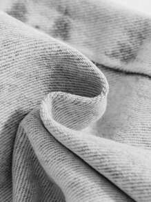 SHEIN Baby Jungen Baby Mädchen Neue Mode Lässig Bequem Weich Süß Modisch Stonewashed Locker Sitzende Baggy Hellgraue Jeans, Lässig und Vielseitig für Baby Kleidung Jungen Kostüm Alltags Tragen Baby Vier Jahreszeiten Kleidung Baby Jungen