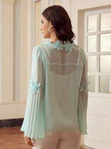 MOTF PREMIUM Women Floral Patchwork Pleated Flare Sleeve Shirt - Green - View 3