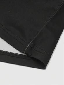 ROMWE MEN Street Life 男式哥特情侣短袖 T 恤，街头风格重磅设计樱花十字印花，万圣节 - 黑色 - 查看 4