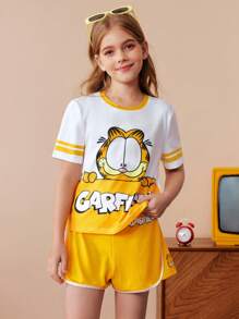 GARFIELD | SHEIN Bộ 2 áo phông sọc họa tiết hoạt hình dễ thương mùa hè cho bé gái tuổi teen và quần short, năng động - Màu vàng - Xem 1