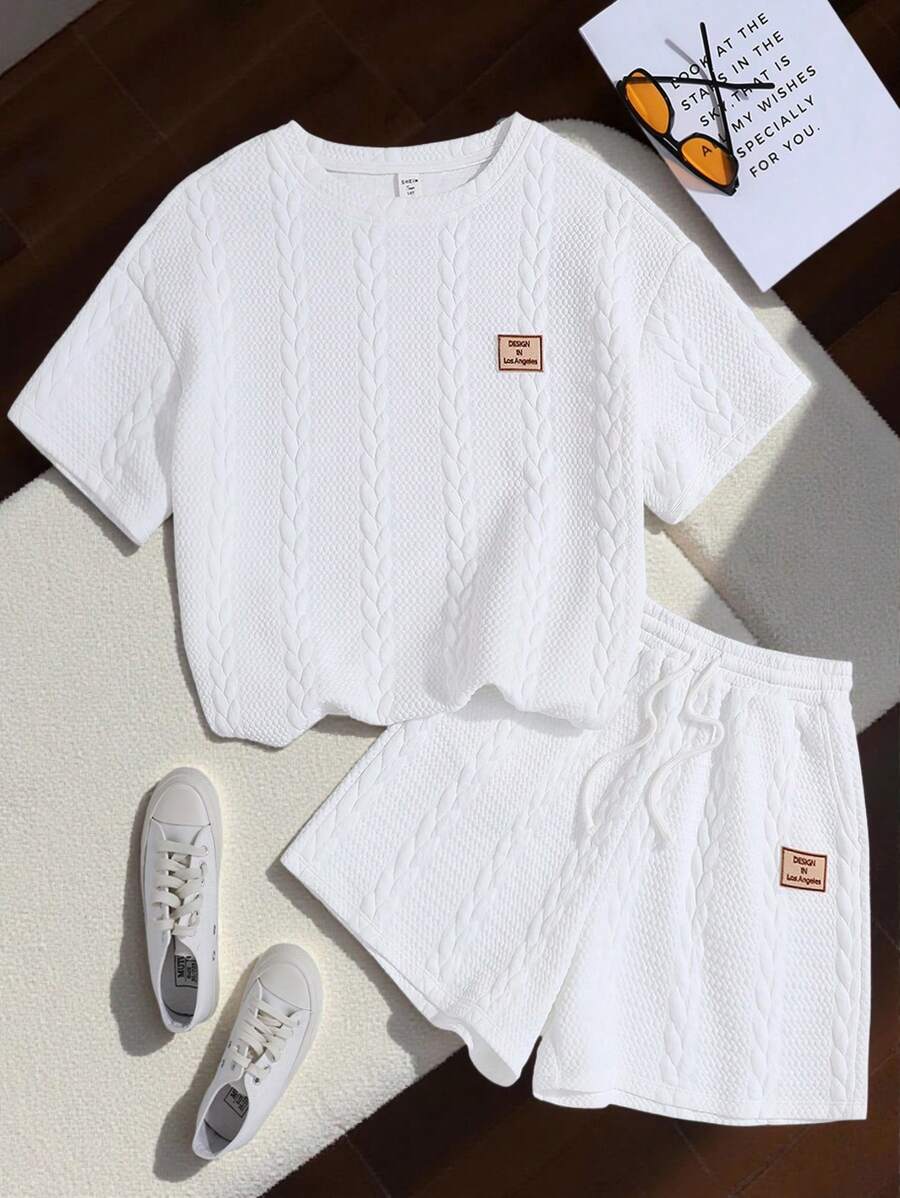 SHEIN Teen Girls' White Textured Knit Jacquard Loose Fit Woven Label T-Shirt And Shorts Casual Outfit 2pcs/Set - White - View 1