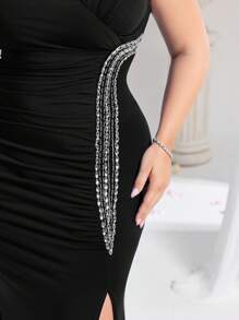 Coutiva Đầm dạ hội xẻ tà không tay cổ chữ V màu xanh hoàng gia đính hạt - màu đen - Xem 7