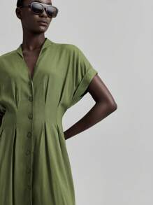 Ontre 2025 Women's Solid V-Neck Batwing Sleeve Pleated Single-Breasted Casual Dress, Elegant Summer Midi Dress, Graduation Dress, Vacation Dress, Beach Music Festival Dress, Christmas Outfit, Autumn/Winter New Year Clothing - Dark Green - View 4