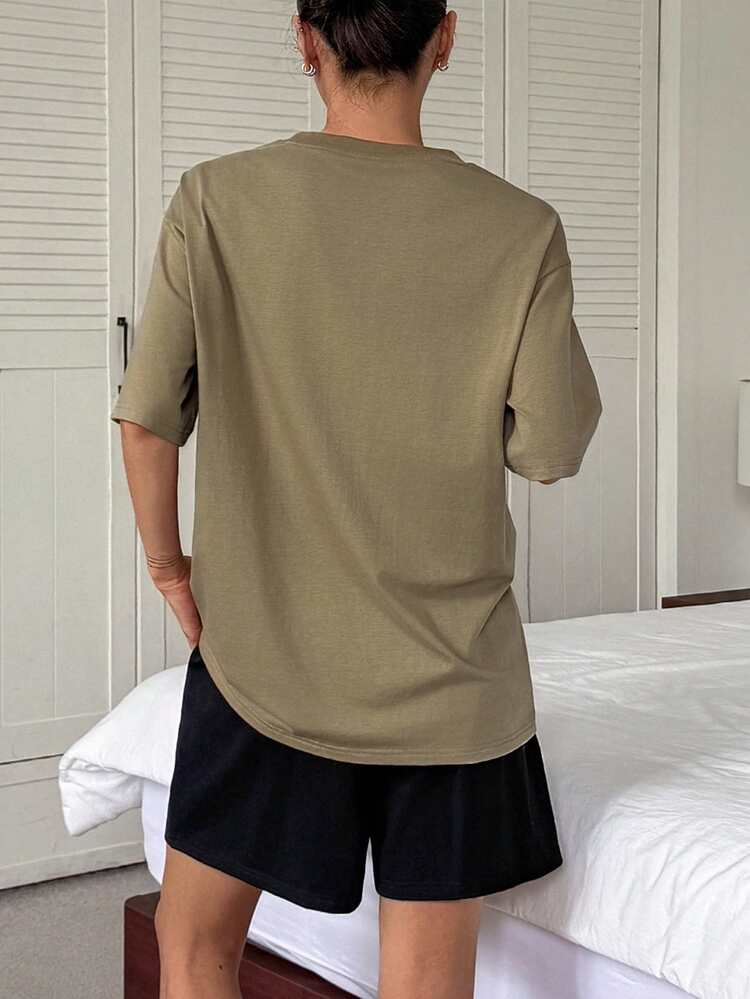 Fish Print Pattern Loose T-Shirt Top Graphic Tee & Solid Color Shorts Pajama Set For Women
