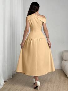 Modelyn 2pcs Solid Color Asymmetric Collar Top And Skirt Set - Khaki - View 2