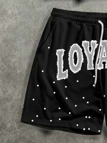 Manfinity ZONE917 男士街头标语印花 T 恤和仿补丁短裤套装 - 黑與白 - 查看 4