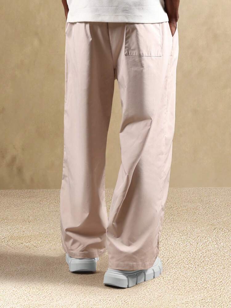 Lässige Herrenhose mit lockerer Passform und weitem Bein und Kordelzug