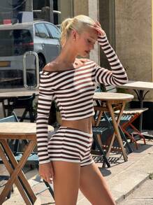 SHEIN ICON Lässiges gestreiftes gestricktes Sweater und Mini Shorts Outfit