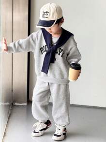 SHEIN 3 件套年轻男孩休闲学院风披肩领字母印花长袖运动衫和松紧腰运动裤套装，适合返校、生日、迎婴派对、节日派对、秋冬季 - 灰色 - 查看 6