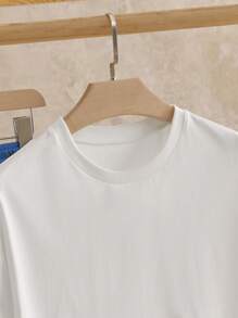 Manfinity NXTstreet 2 件套男士休闲菠萝印花宽松落肩 T 恤和短裤套装，适合日常穿着 - 彩色 - 查看 6