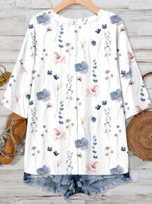 SHEIN CURVE+ Curve Plus Size/Autumn Clothes /Fall Women Clothes/Winter Clothes For Women/Winter ClothesPlus Size Women Spring Casual Romantic Floral & Flower Print Pattern Loose T-Shirt, Suitable For Summer Plus Size Summer Tops Plus Size Boho Tops Floral Print Blouses Boho Blouses Plus Size Blouses - Multicolor - View 2