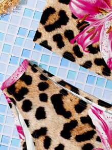 Emery Rose Kids Emery Rose Kids 年轻女孩休闲豹纹、芙蓉花、鸡蛋花花卉图案，海滩度假风格，合身吊带背心和三角比基尼泳装套装，适合夏季椰子女孩，中途度假去海滩，霓虹海滩氛围，泳装系列，假日感觉，沿海极简主义，夏季花卉 - 彩色 - 查看 5