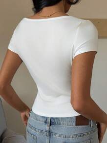 SHEIN EZwear 休閒極簡圓領短袖修身女款T恤，適合夏季穿著，套頭圖案印花櫻桃背心上衣，適合外出穿搭 - 彩色 - 查看 2