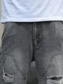 Manfinity EMRG Pantalones cortos de mezclilla con bolsillos, borde deshilachado y rasgados, de moda para hombres