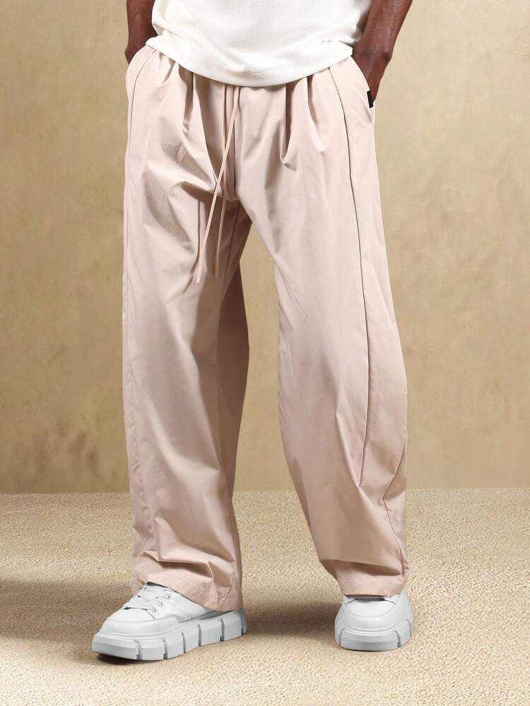 Lässige Herrenhose mit lockerer Passform und weitem Bein und Kordelzug