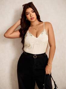 Elaquor Blusa de tirantes con bordado floral y calado para mujer de talla grande, para el verano