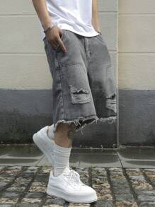 Manfinity EMRG Pantalones cortos de mezclilla con bolsillos, borde deshilachado y rasgados, de moda para hombres