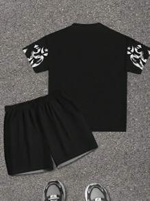 SHEIN 2 pezzi/set Outfit casual semplice per ragazzi adolescenti con maniche corte e scollo tondo, adatto per l'estate