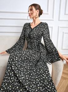 Al Najma Robe femme col V à manches évasées, ceinture à nouer à la taille, contraste de couleur noir et imprimé floral violet