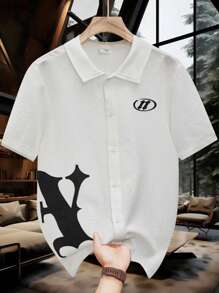 SHEIN 1 件青少年男孩休闲运动街头时尚白色翻领衬衫，纹理面料上有大字母图案，适合返校，适合生日派对、晚会、表演、婚礼、洗礼、开幕式，日常适合日常使用，适合上学，适合旅行，适合运动，适合春夏和秋季，适合白色上衣学校返校白色 T 恤 Y2k 上衣 - 白色 - 查看 3