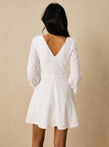 Poéselle 女士优雅纯色提花灯笼袖短款连衣裙 - 白色 - 查看 7