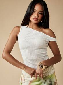 MISSGUIDED Off Shoulder Knit Vest Top Summer Twist Back Design Crop Length Texture Ribbed Casual Versatile Resort Party Festival Fashion - White - View 6