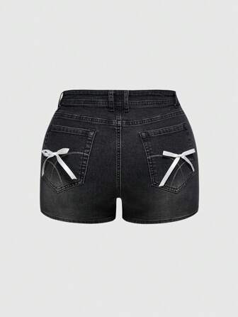 Kawaii Pantalones cortos vaqueros grises con decoración de mariposa y cintura elástica, para tallas grandes, conjunto de ropa de verano