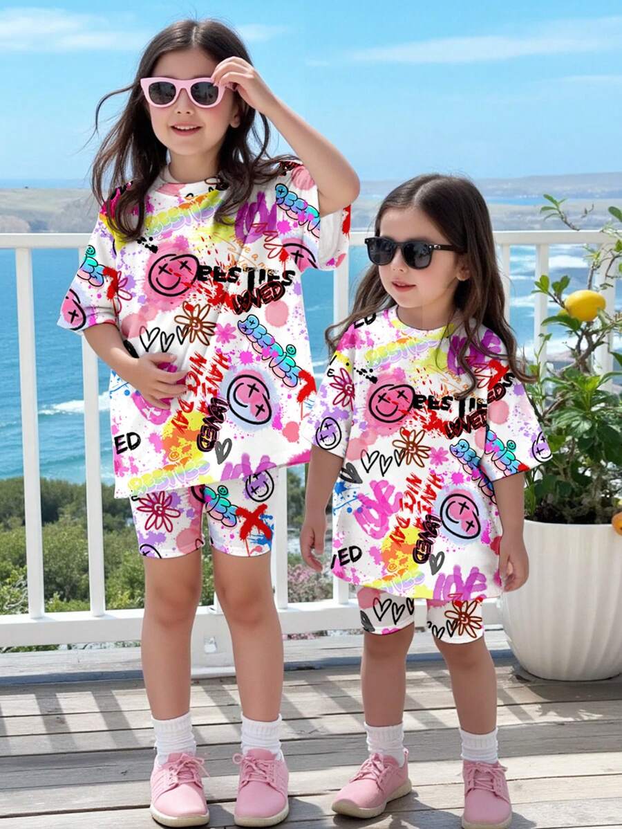 可爱酷炫的涂鸦脸印花，休闲简约宽松圆领短袖T恤和紧身自行车短裤套装，适合春夏季，酷炫服装系列，夏季服装，海滩模式，Bikercore - 彩色 - 查看 1