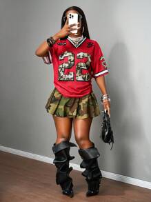 Slaydiva 2025 Summer New Style For Birthday Parties, Back To School Season, College Style, Student Wear, Daily Outings, Basic And Versatile, Casual, Vacation, Ball Game Uniforms, Popular Online Styles, Street Style, Sports Street, Sports Letters, 22 Digital Printing, Camouflage, Contrast Stripes, V-Neck Short-Sleeved Loose T-Shirts, Mesh, Semi-Transparent Fabrics, Red, Summer Tops, Women's T-Shirts