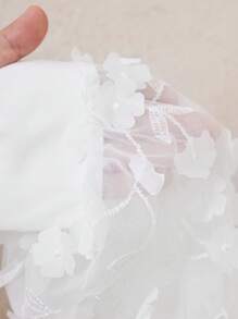 BamGleam 优雅性感3D花卉刺绣网眼衬衫 - 白色 - 查看 8