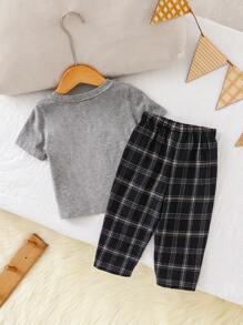 SHEIN 2pcs/Set Dozemod Kids Baby Boy Plaid Pattern Pocket Tee & Plaid Shorts Comfy Casual Pajama Set - Grey - View 4