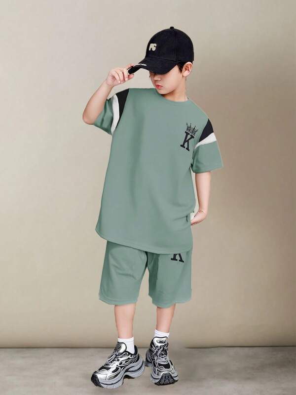 SHEIN 2 Piece Tween Boy Casual Sporty Stylish Versatile Soft Comfortable Color Block Print Short Sleeve T-Shirt And Elastic Waist Shorts Set, Suitable For Autumn, Spring, Summer, For Daily, Outdoor, School, Street, Party And Home Leisure Activities