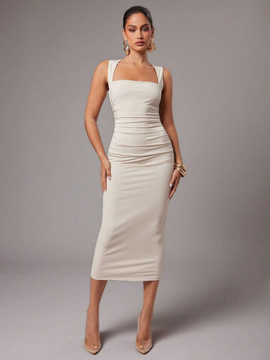 Silquee 女士纯色倒T领收腰褶饰宽肩带修身无袖优雅弹力针织双层回力设计高端连衣裙，女士教师装，女士机场装，女士生日装， - 米色 - 查看 1