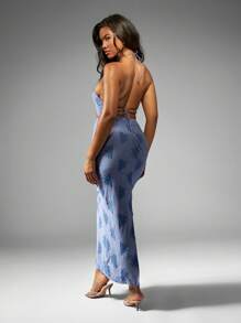 MISSGUIDED Robe longue à imprimé palmier, avec décolleté licou et découpe, pour la plage, les vacances, les mariages. Robe fluide et longue pour l'été - Prune - Voir 2